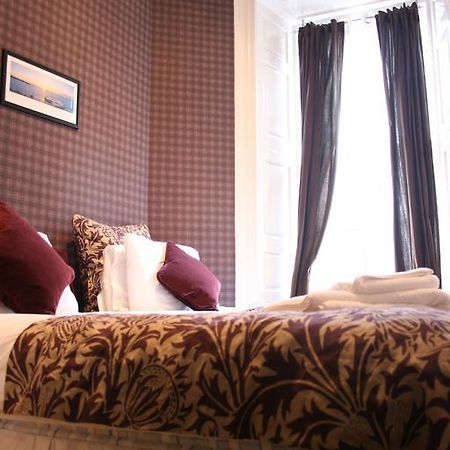 Royal Mile Group Apartments Edimburgo Esterno foto